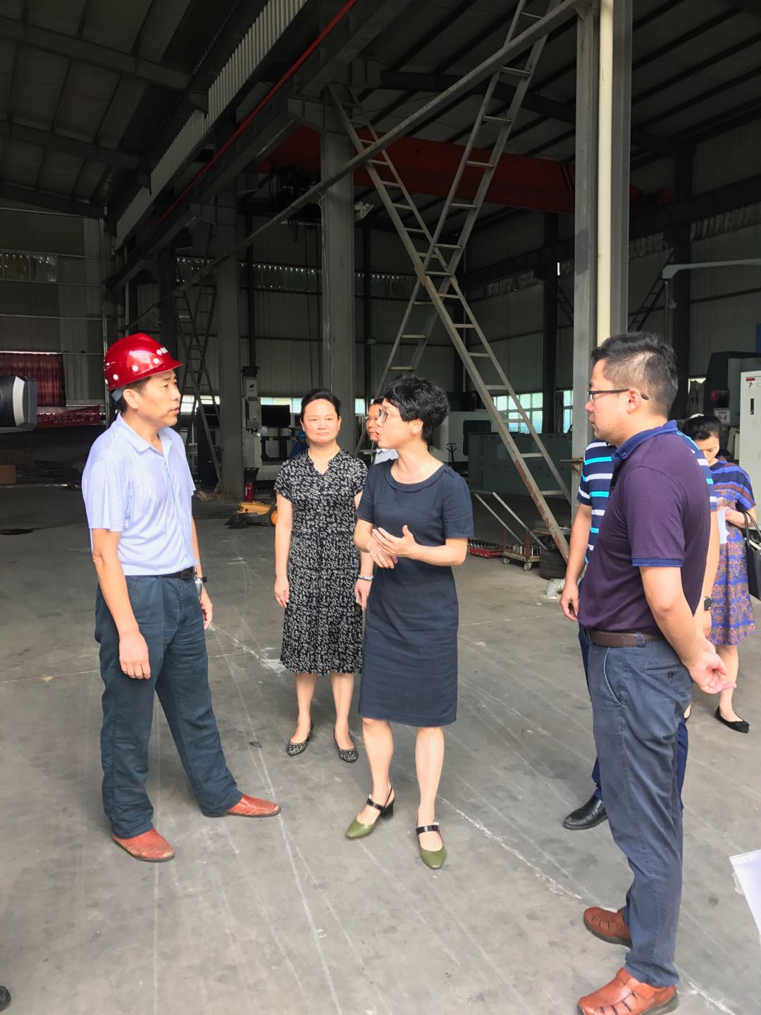 微信圖片_20180903143514.jpg Hao Yiqi, Secretary of the Bowang District Committee, visited our company for inspection