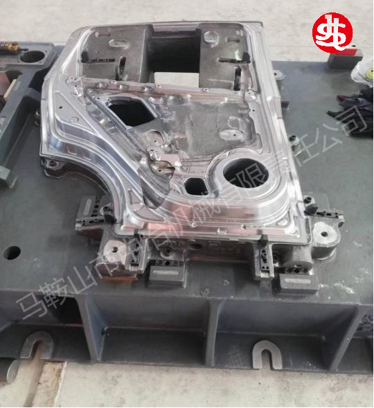 汽車覆蓋件模具