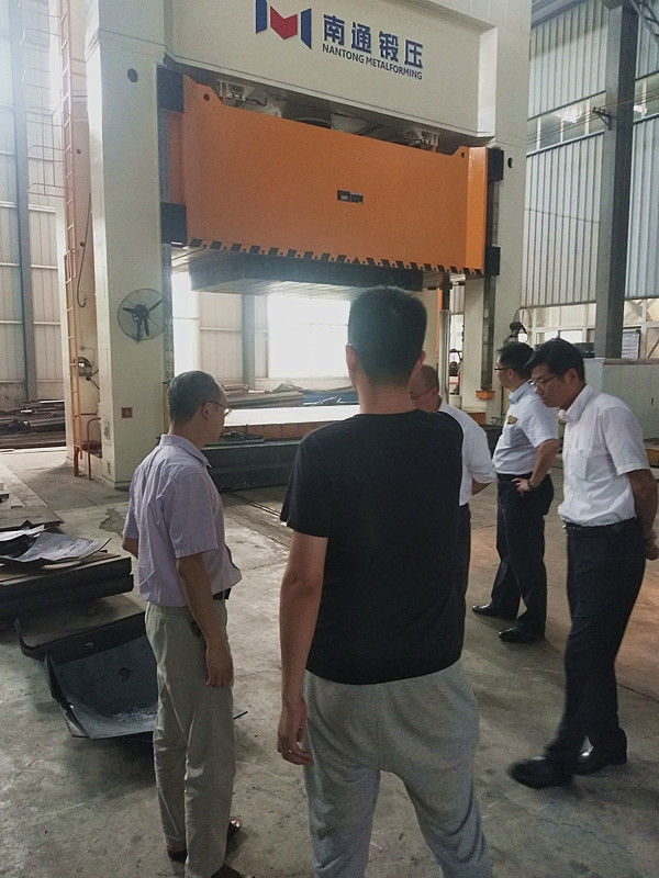 Wang Yong, Chairman of Nanjing Teyi Technology Co., Ltd., visited our company for inspection