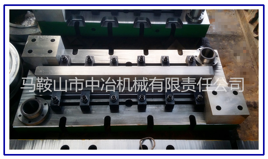Lower side door folding bending mold (upper mold)