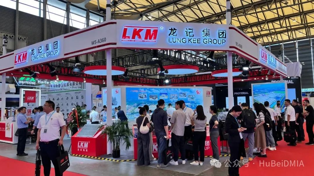 協(xié)會動態(tài) | 中國模具工業(yè)協(xié)會九屆十次理事會及第二十四屆中國國際模具技術(shù)和設(shè)備展覽會 綜合報道 協(xié)會動態(tài) | 中國模具工業(yè)協(xié)會九屆十次理事會及第二十四屆中國國際模具技術(shù)和設(shè)備展覽會 綜合報道